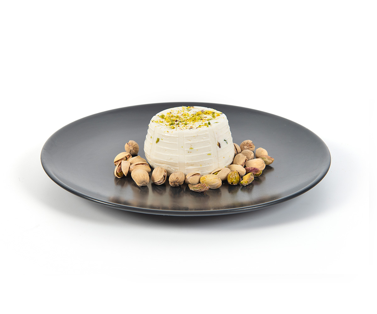La Giuncata con Pistacchio – Caseificio La Valle