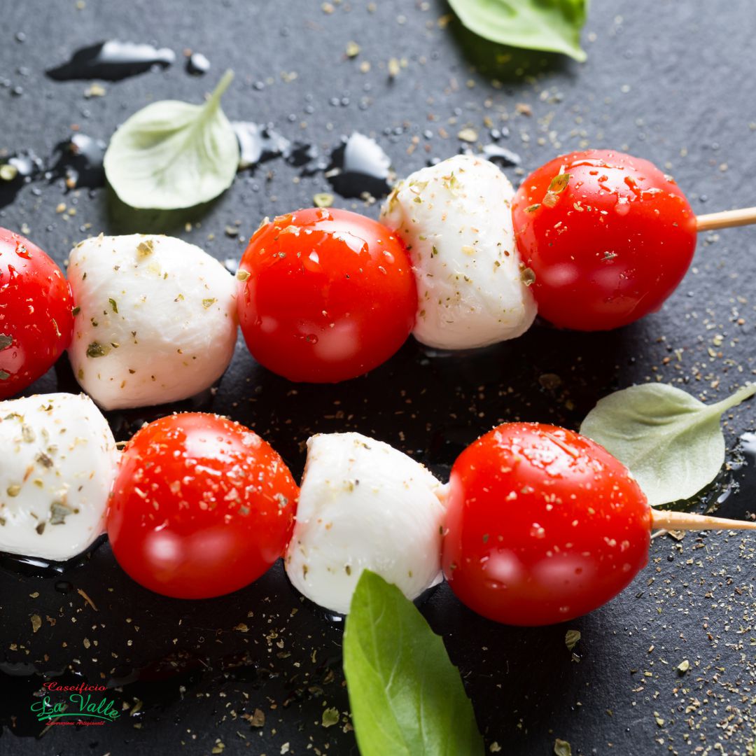 Spiedini di Mozzarella e Pomodorini